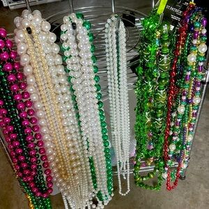 Festive Bead Necklace Set - Multicolor